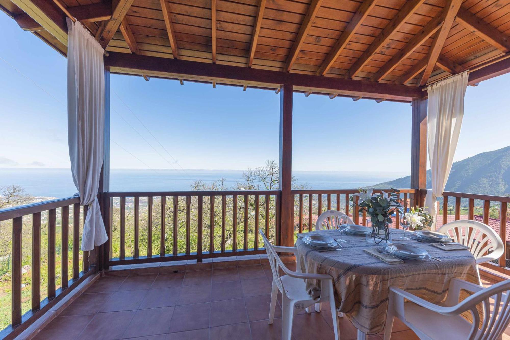 Villa Montana Ilusion Parking Wifi Bbk Y Vistas 라오로타바 외부 사진