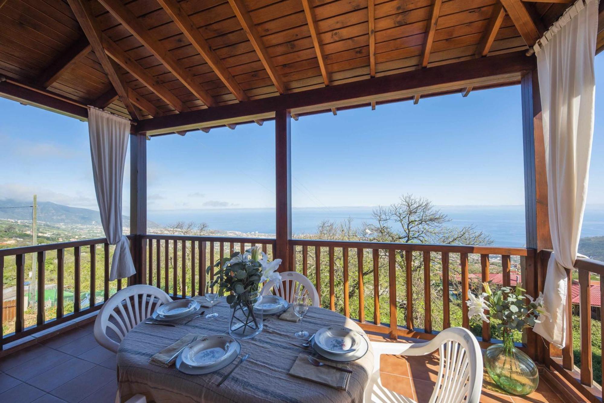 Villa Montana Ilusion Parking Wifi Bbk Y Vistas 라오로타바 외부 사진